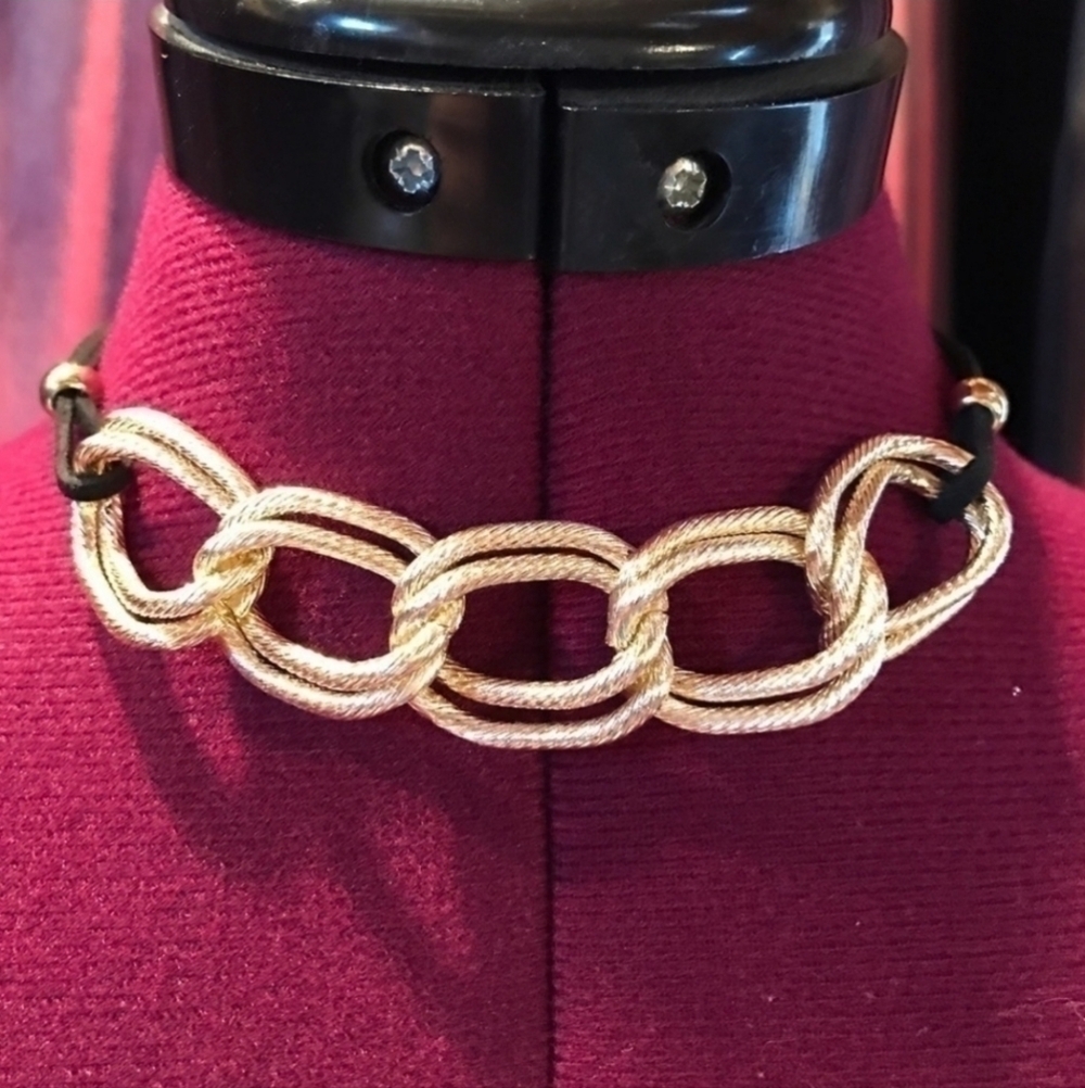 Chain Link Necklace Gold Tone Faux Black Leather Strap New In Package Jewelry